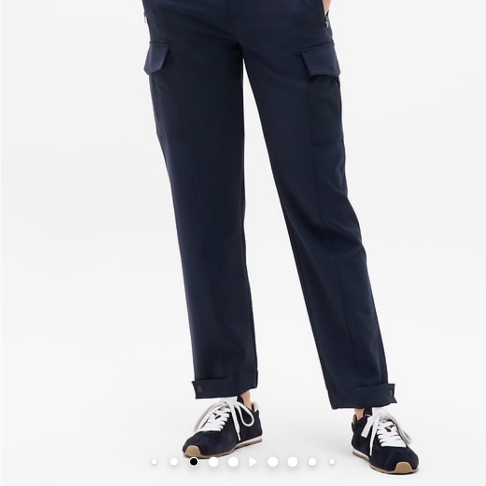 Athleta endless cargo  Navy Cargo Pants